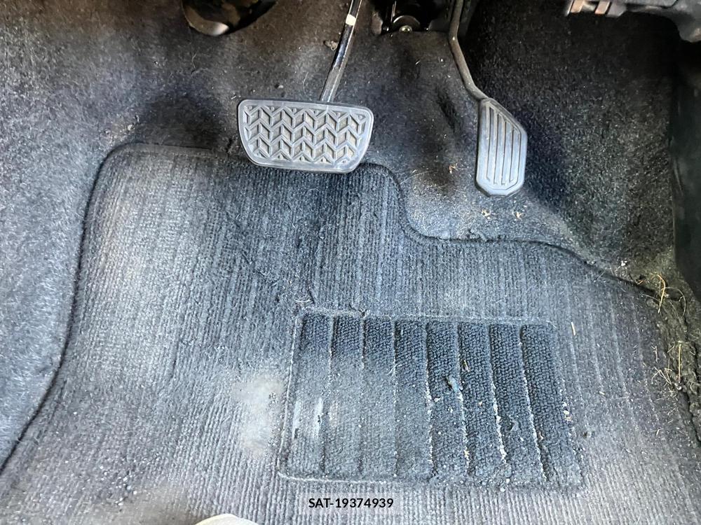 Toyota VITZ 2018-09 532655-25