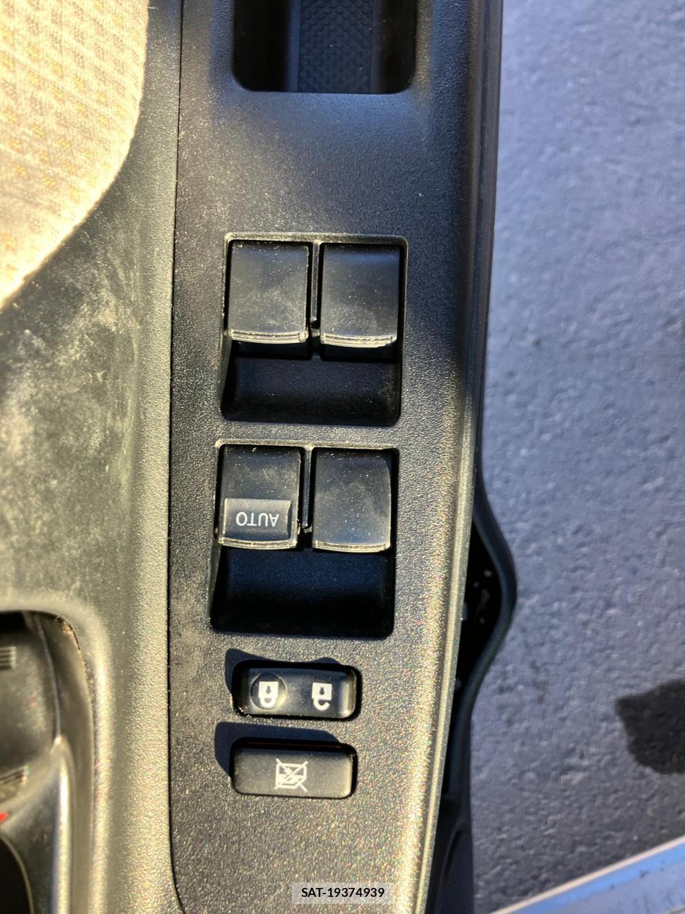 Toyota VITZ 2018-09 532655-27
