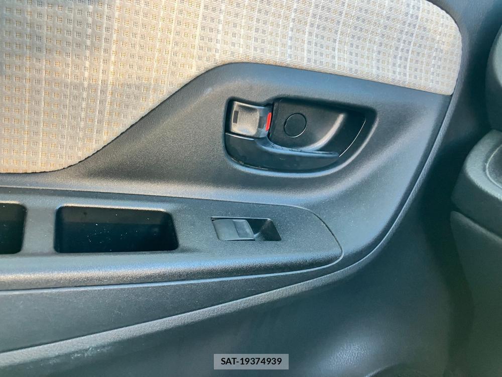 Toyota VITZ 2018-09 532655-28