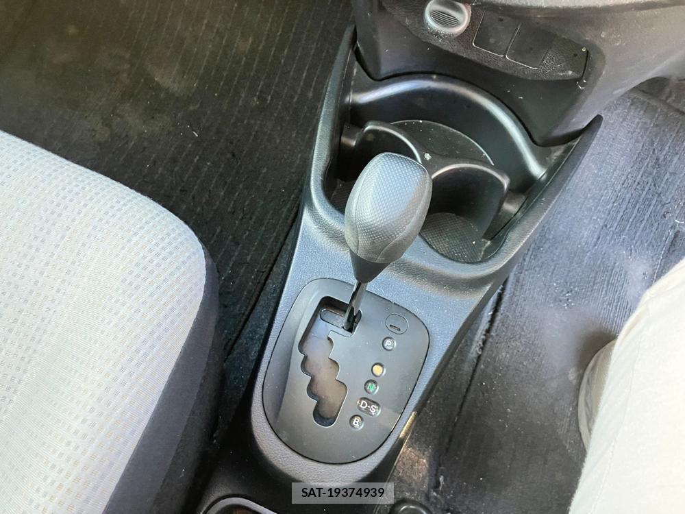Toyota VITZ 2018-09 532655-29