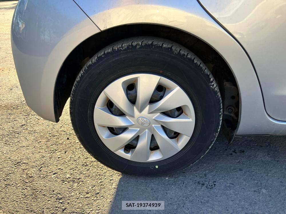 Toyota VITZ 2018-09 532655-34