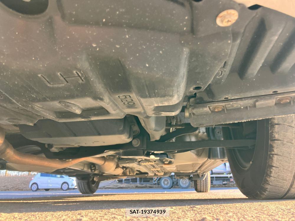 Toyota VITZ 2018-09 532655-39