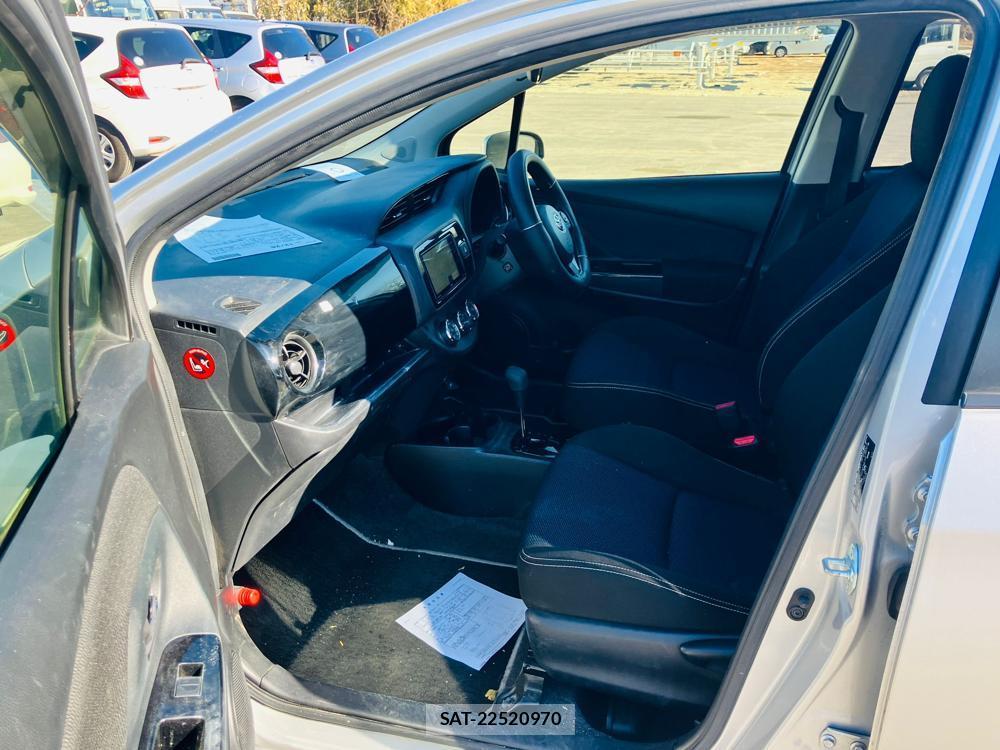 Toyota VITZ 2018-09 621224-9