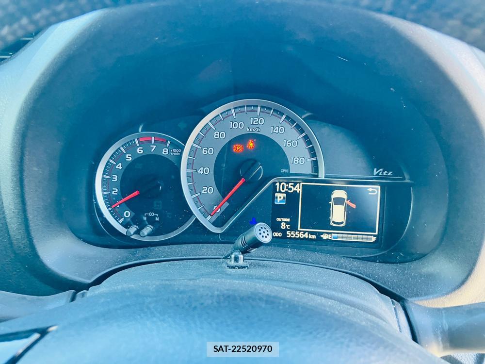 Toyota VITZ 2018-09 621224-14