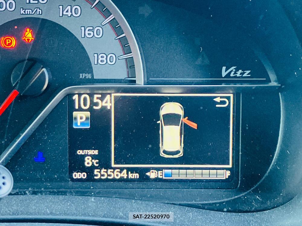 Toyota VITZ 2018-09 621224-15