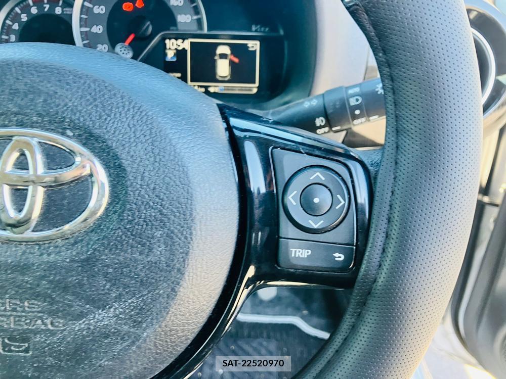 Toyota VITZ 2018-09 621224-17