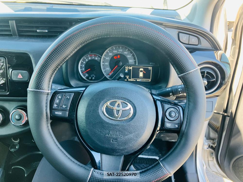 Toyota VITZ 2018-09 621224-18