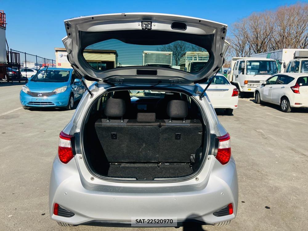 Toyota VITZ 2018-09 621224-34