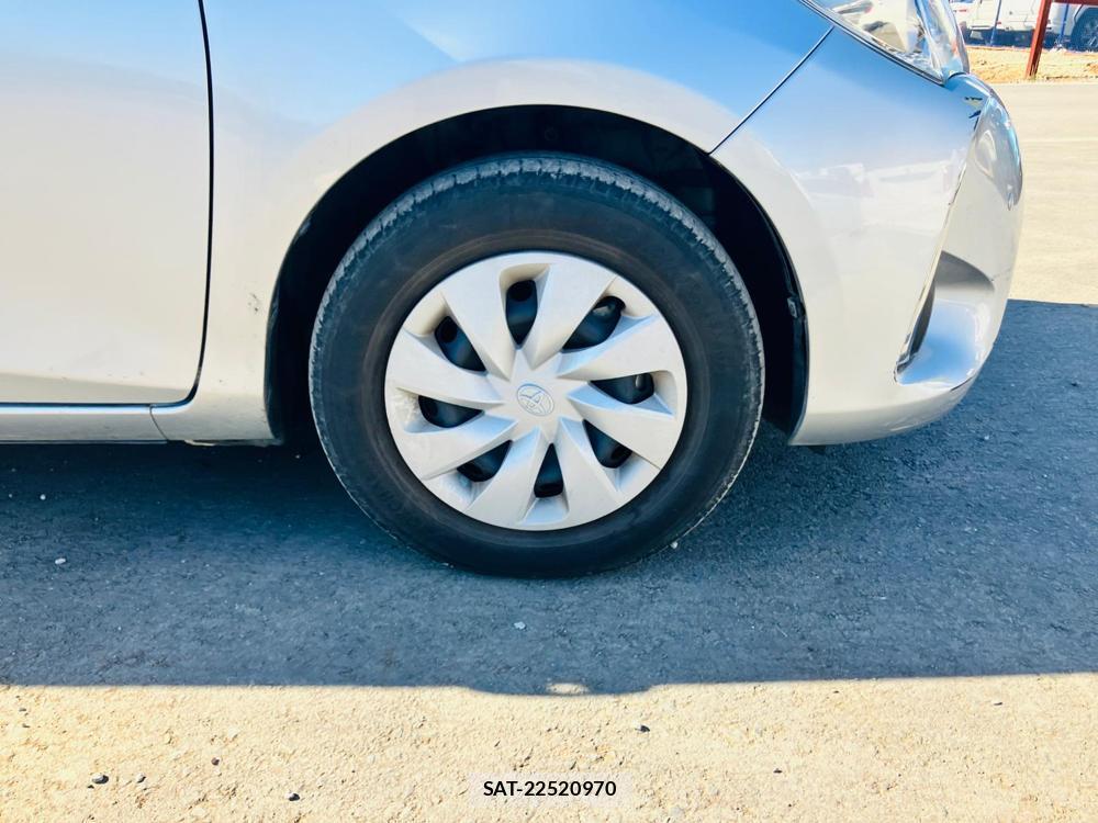 Toyota VITZ 2018-09 621224-35