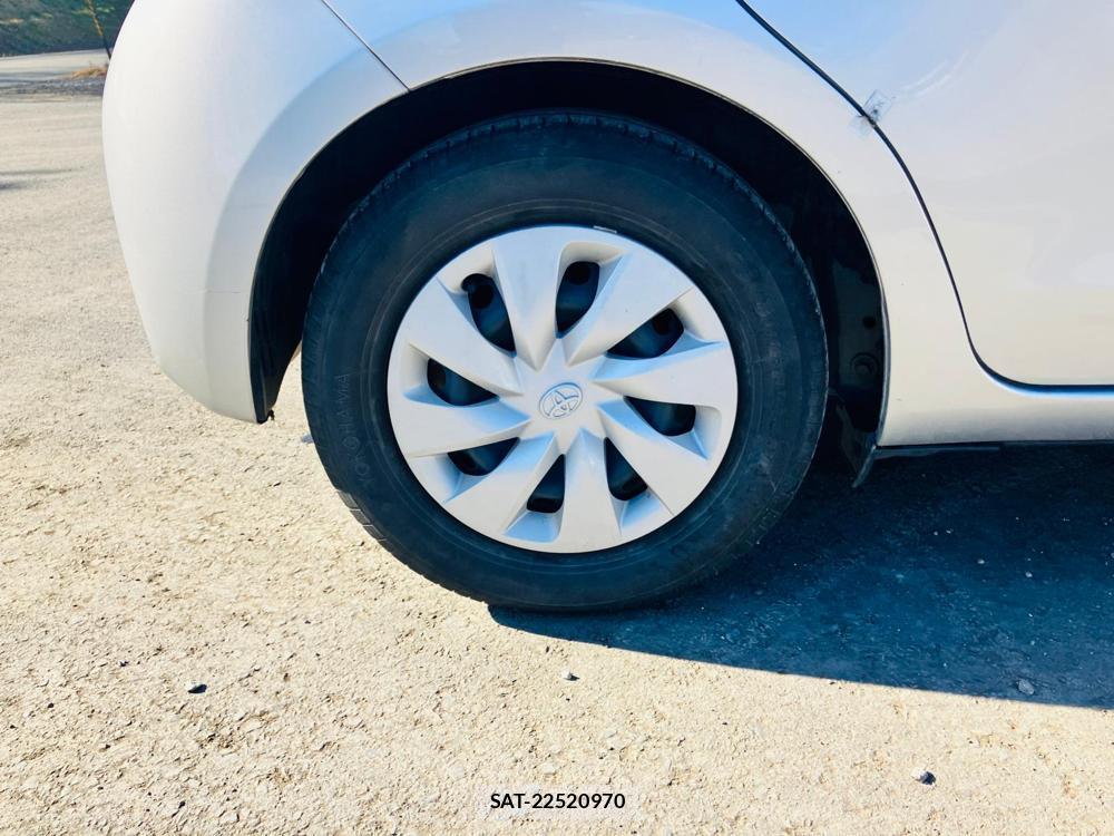 Toyota VITZ 2018-09 621224-36