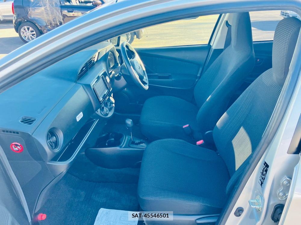 Toyota VITZ 2019-07 684133-9