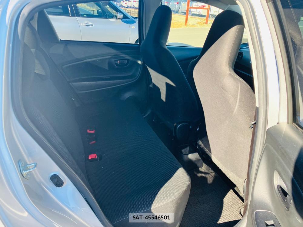 Toyota VITZ 2019-07 684133-10