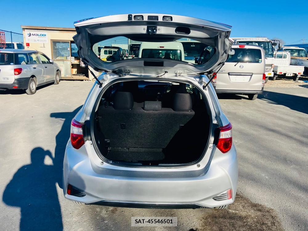 Toyota VITZ 2019-07 684133-28