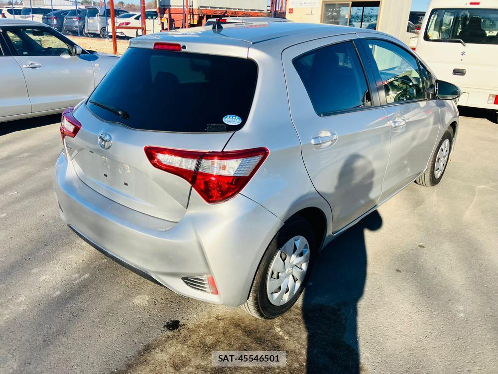 Toyota VITZ 2019-07 684133-2