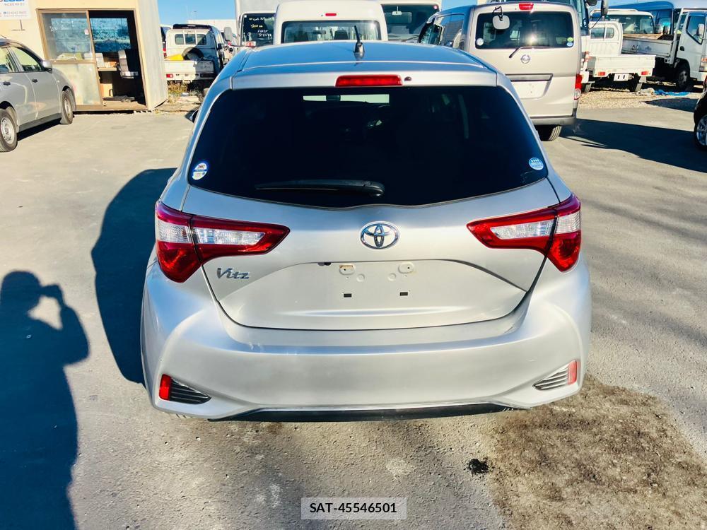 Toyota VITZ 2019-07 684133-3