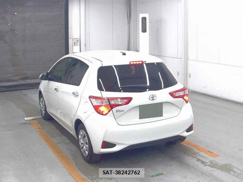 Toyota VITZ 2019-07 824642-3