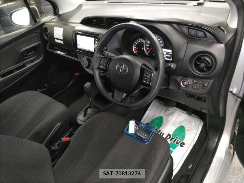Toyota VITZ 2019-04 824321-4