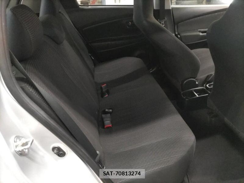 Toyota VITZ 2019-04 824321-5