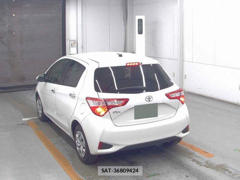 Toyota VITZ 2019-07 824648-2