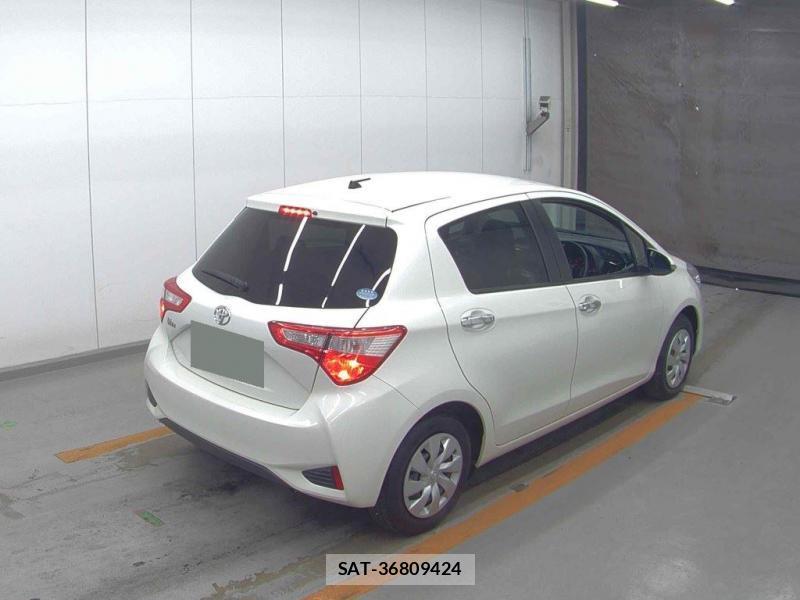 Toyota VITZ 2019-07 824648-3