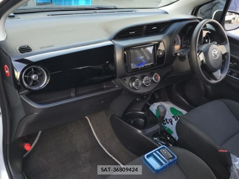Toyota VITZ 2019-07 824648-4