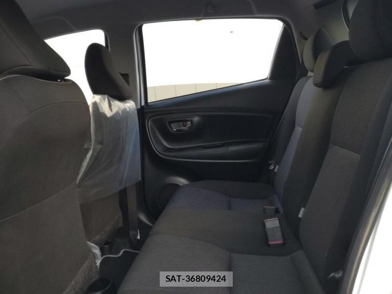 Toyota VITZ 2019-07 824648-5