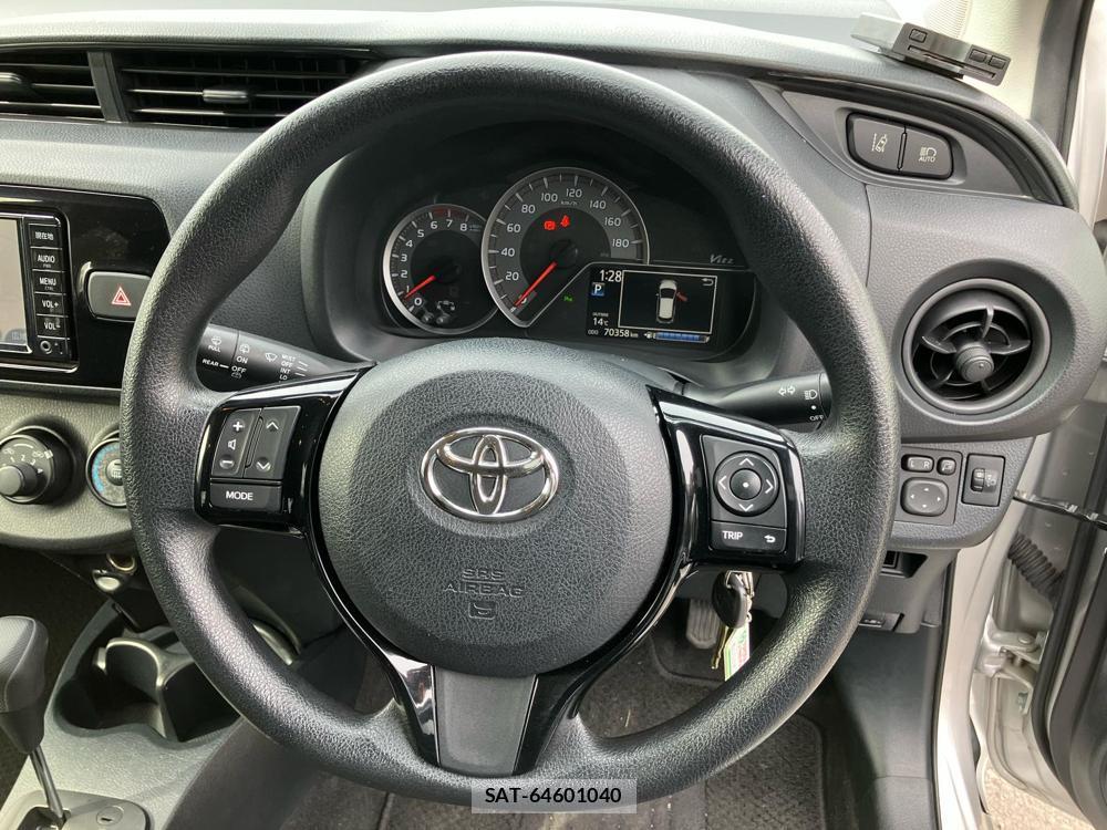 Toyota VITZ 2019-02 824320-16