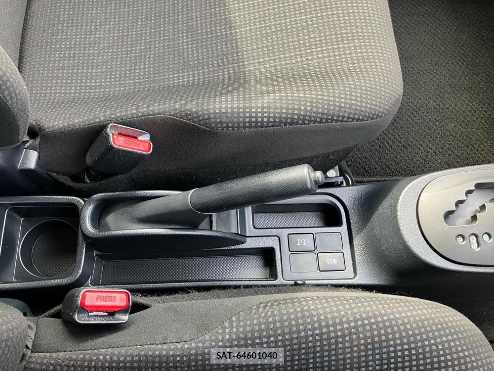 Toyota VITZ 2019-02 824320-19