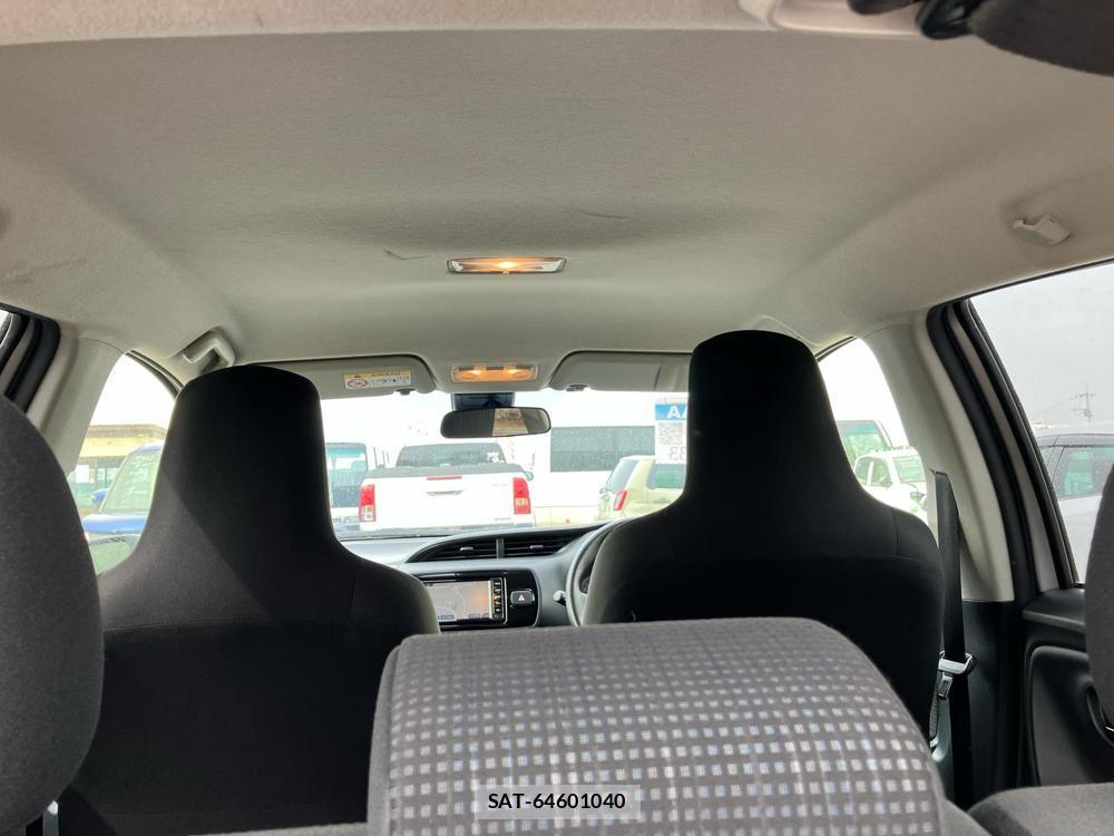 Toyota VITZ 2019-02 824320-28