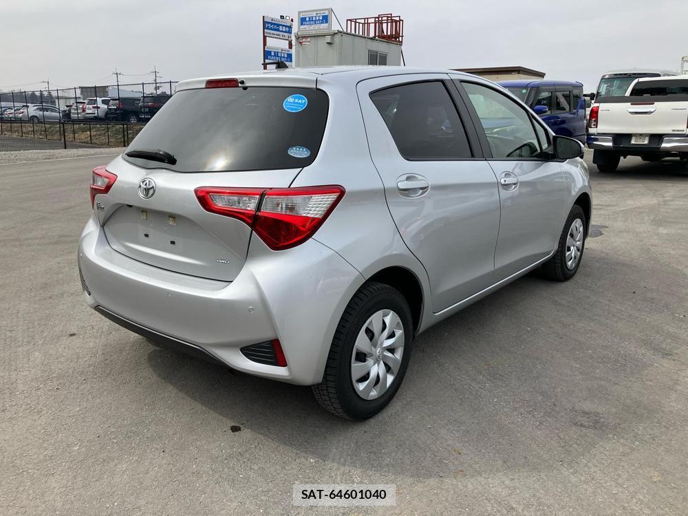 Toyota VITZ 2019-02 824320-2