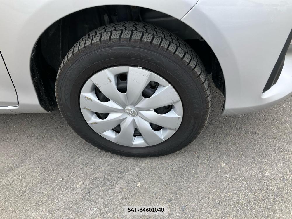 Toyota VITZ 2019-02 824320-32