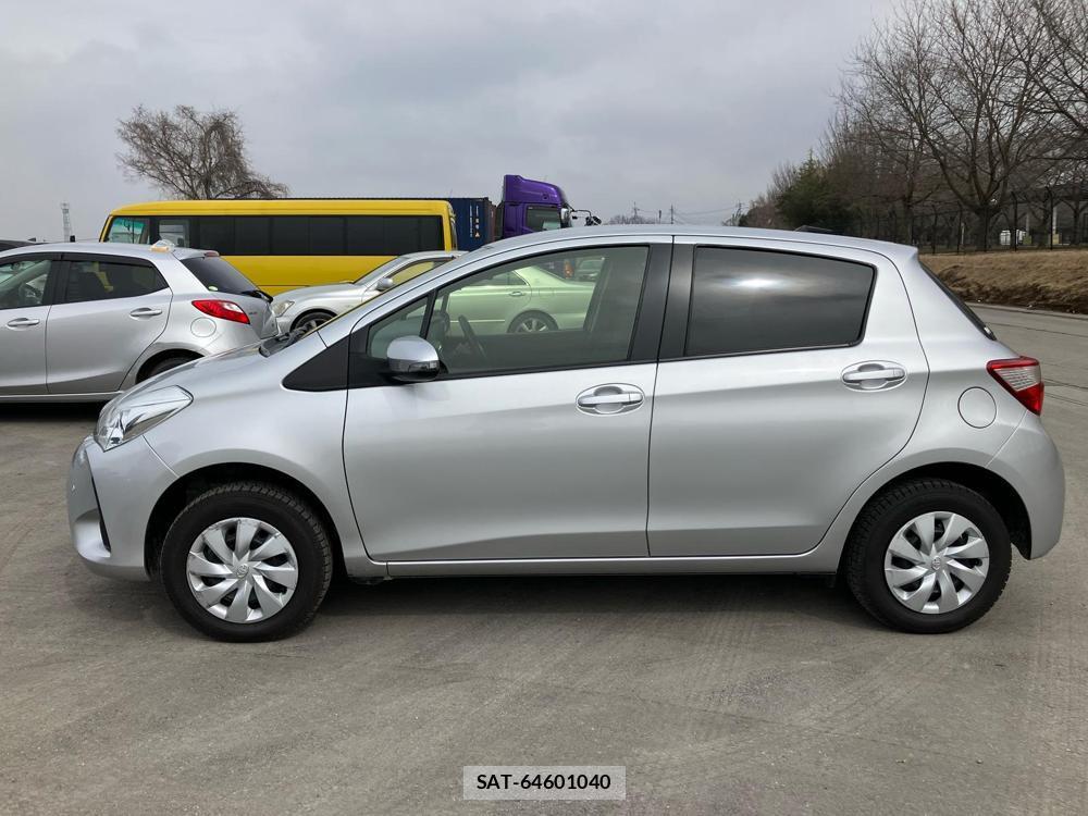 Toyota VITZ 2019-02 824320-5
