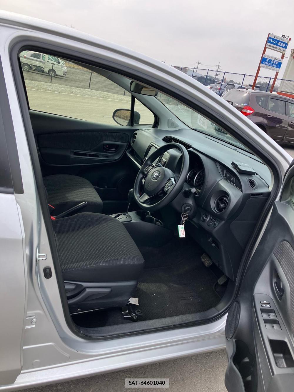 Toyota VITZ 2019-02 824320-8
