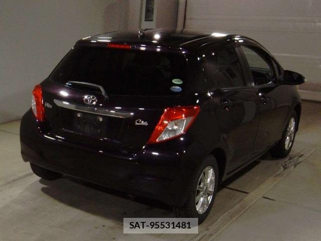 Toyota VITZ 2013 1028017-1