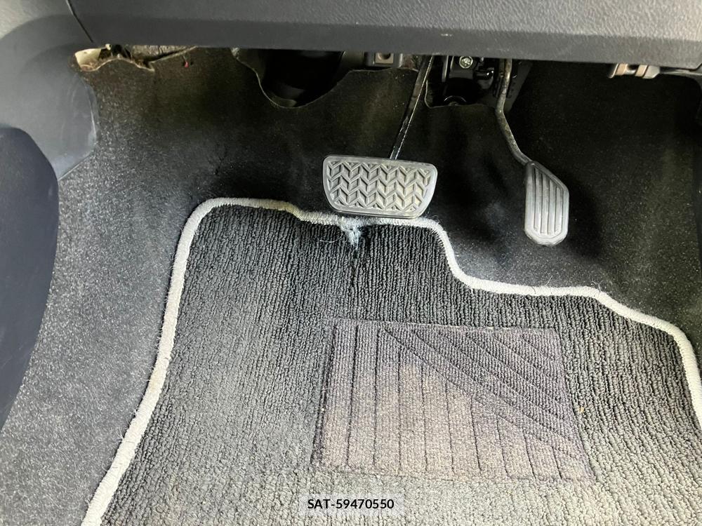 Toyota VITZ 2019 994361-24