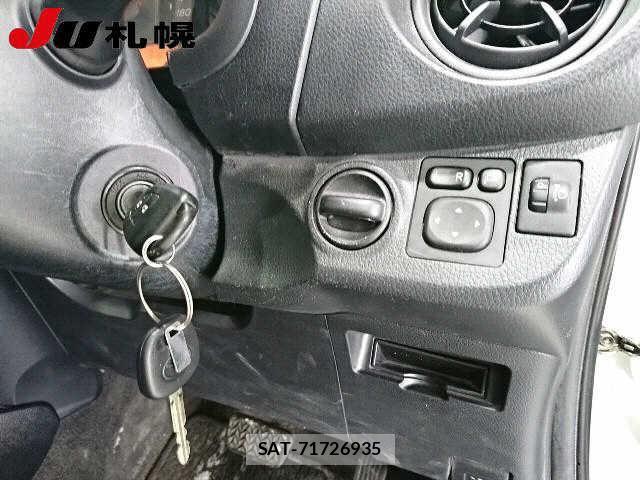 Toyota VITZ 2019-08 1076898-4