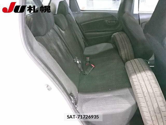 Toyota VITZ 2019-08 1076898-6