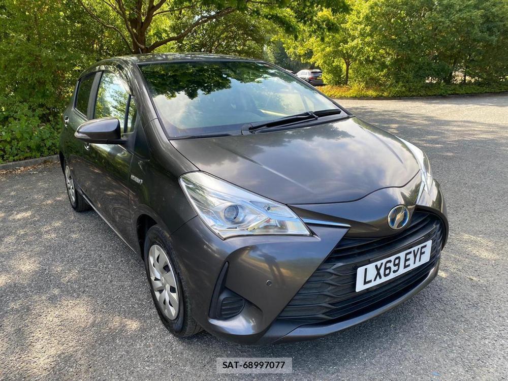 Toyota VITZ 2020-01 646994-0