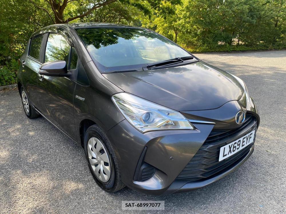 Toyota VITZ 2020-01 646994-2