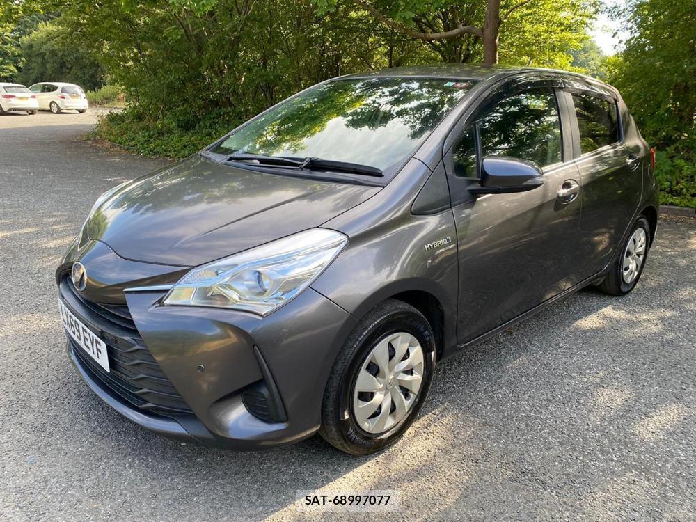 Toyota VITZ 2020-01 646994-6