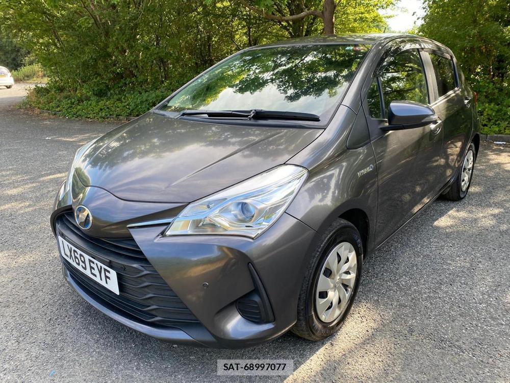 Toyota VITZ 2020-01 646994-7