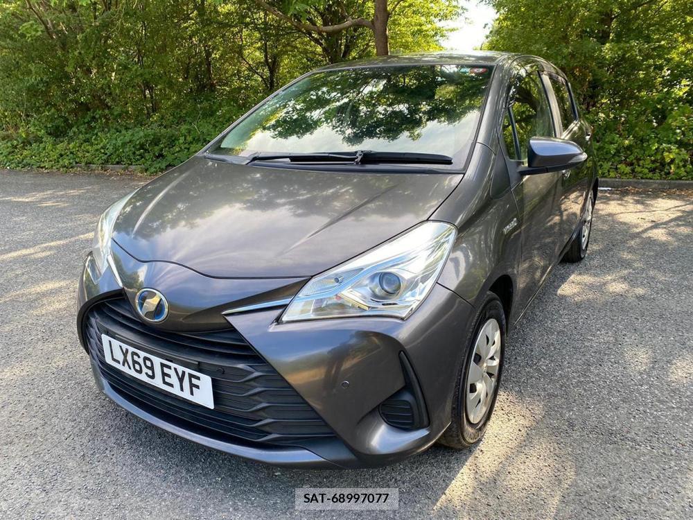 Toyota VITZ 2020-01 646994-8