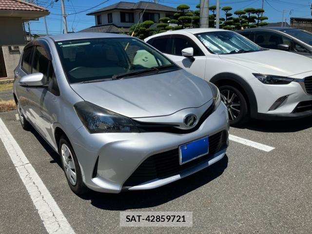 Toyota VITZ 2015-03 1211642-4