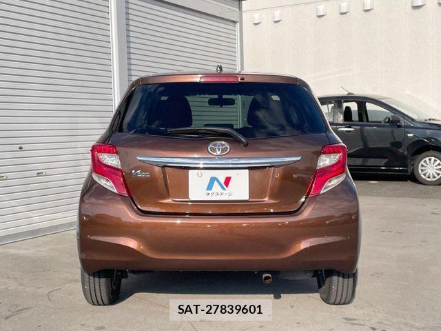 Toyota VITZ 2014-10 1268697-14