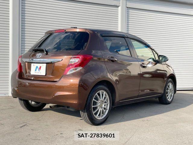 Toyota VITZ 2014-10 1268697-16