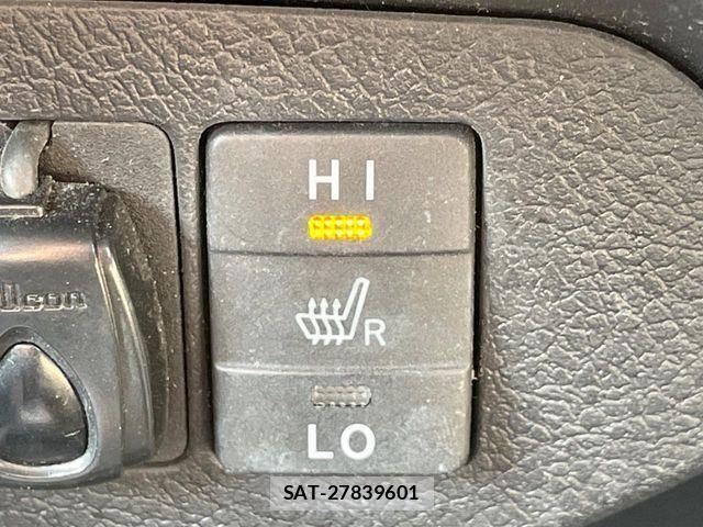 Toyota VITZ 2014-10 1268697-6