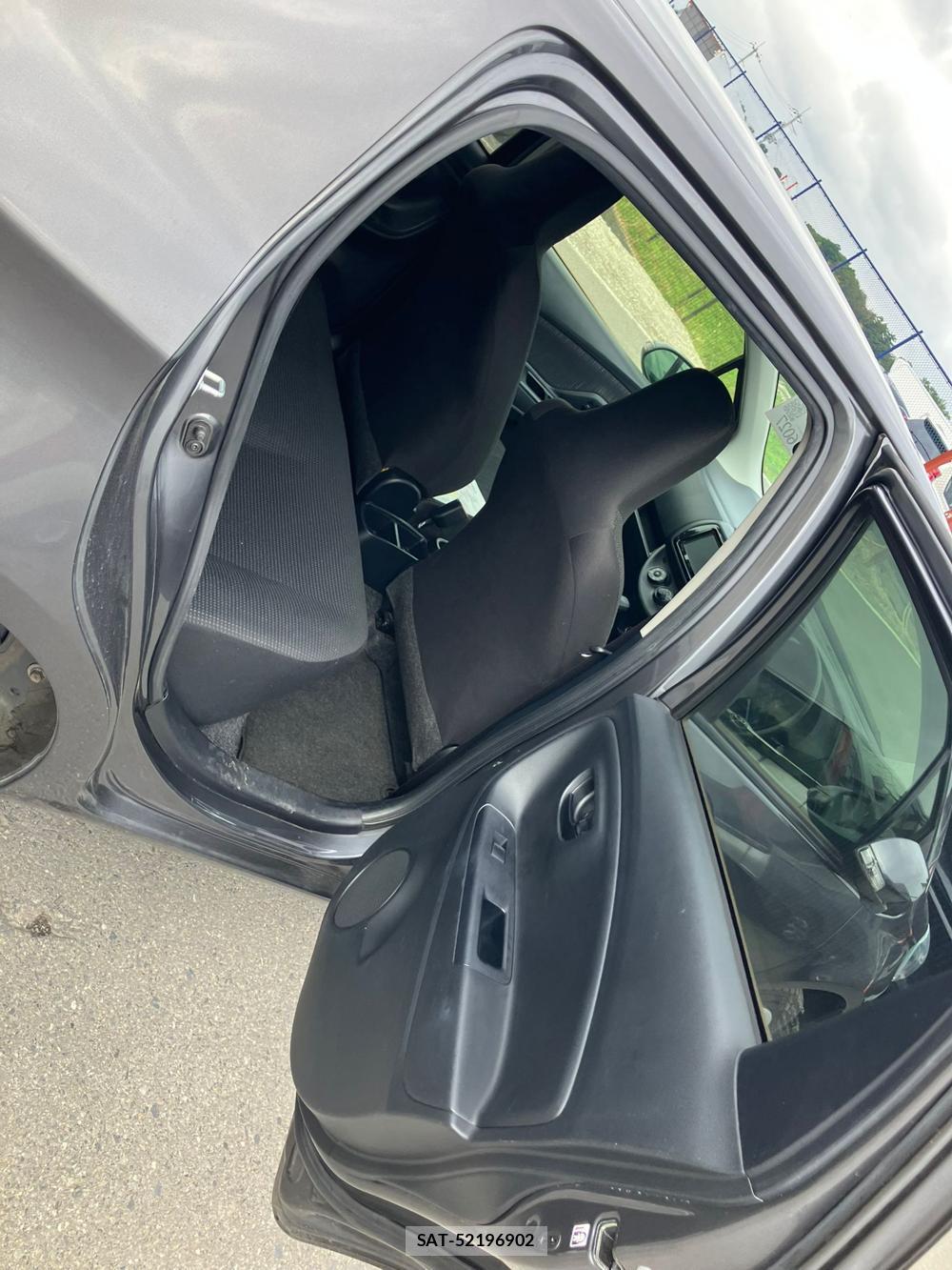 Toyota VITZ 2018 1243415-10