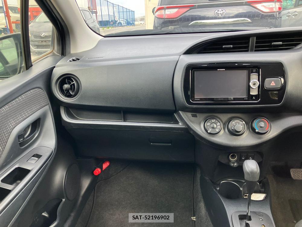 Toyota VITZ 2018 1243415-17
