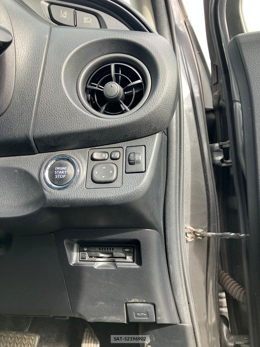 Toyota VITZ 2018 1243415-22