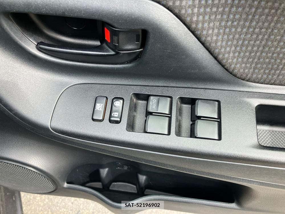 Toyota VITZ 2018 1243415-25